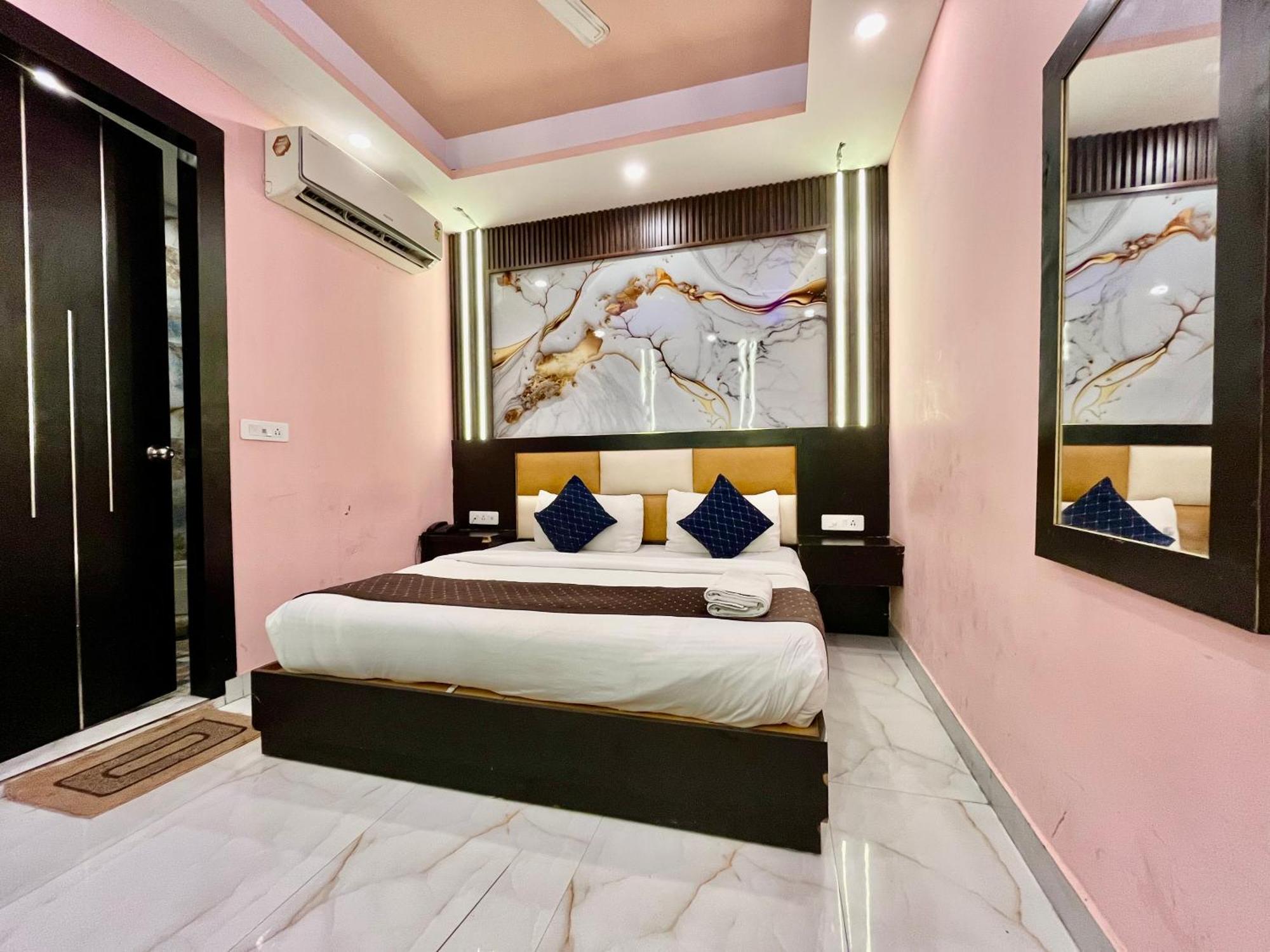 Jupiter Plaza Delhi Airport 호텔 뉴델리 외부 사진