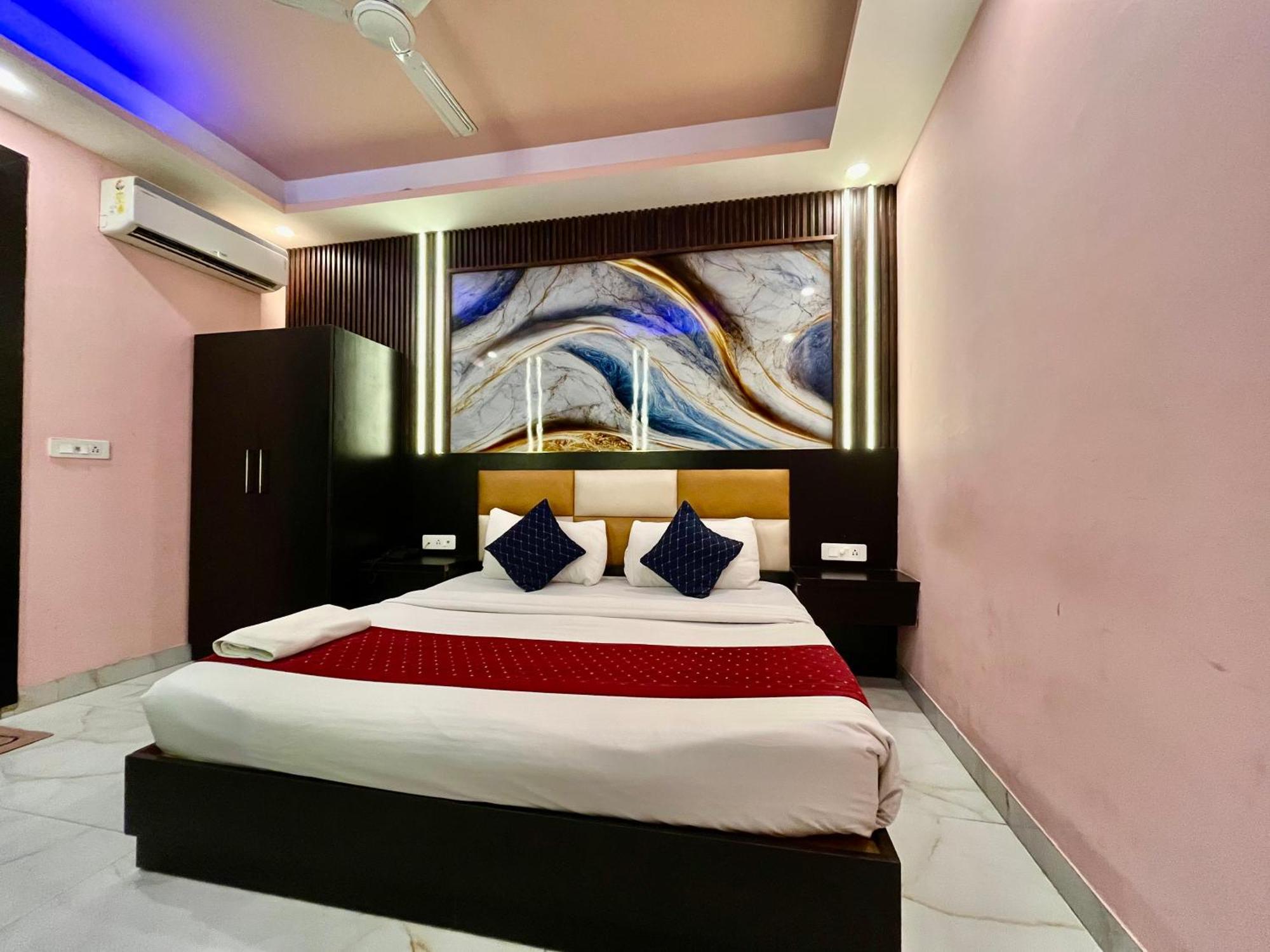 Jupiter Plaza Delhi Airport 호텔 뉴델리 외부 사진