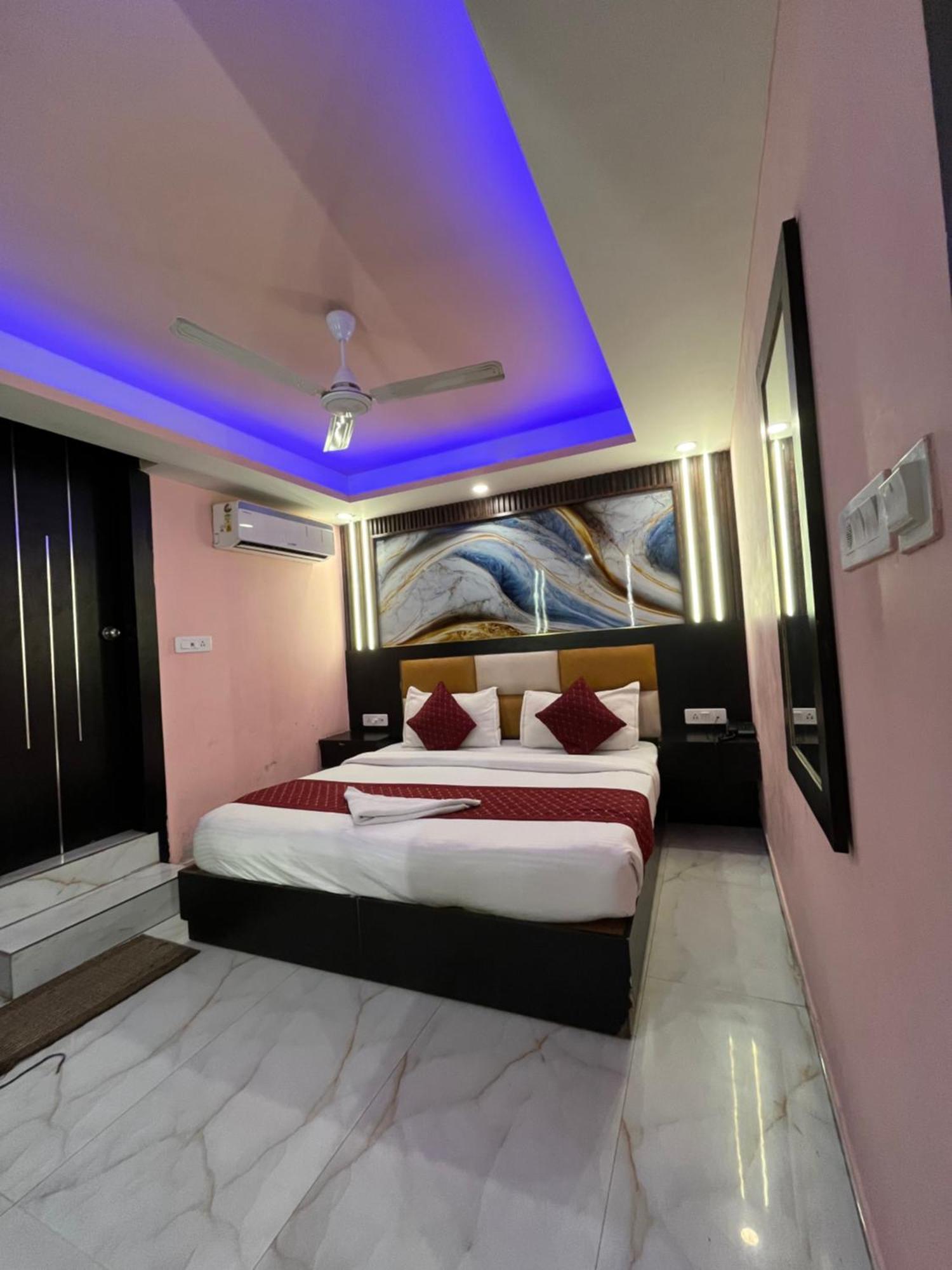 Jupiter Plaza Delhi Airport 호텔 뉴델리 외부 사진
